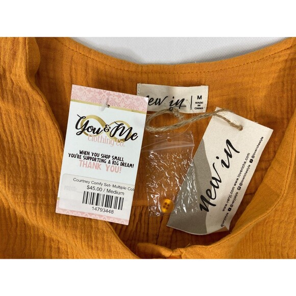 New In Collection Women Cropped Top Orange Ruffle Cap Sleeve Button Front NWT - Picture 6 of 9